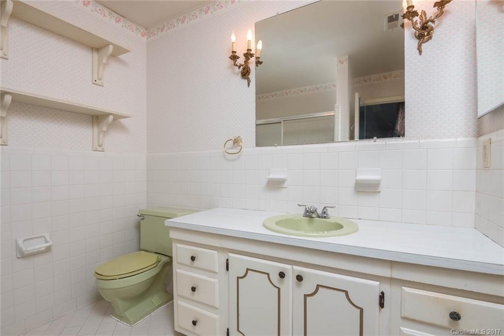 1104 Berry Ridge Road Charlotte, NC 28270 - Photo 15 of 24 Gallery Image 15