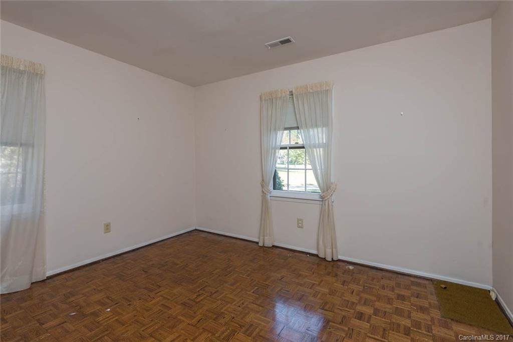 1104 Berry Ridge Road Charlotte, NC 28270 - Photo 17 of 24 Gallery Image 17