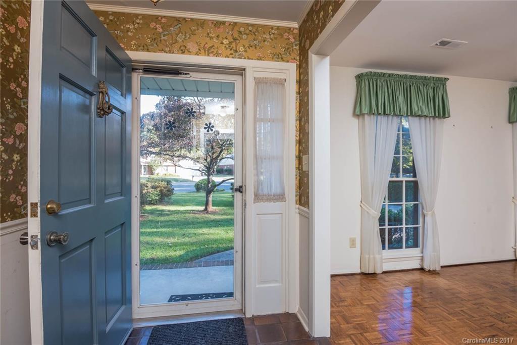 1104 Berry Ridge Road Charlotte, NC 28270 - Photo 4 of 24 Gallery Image 4