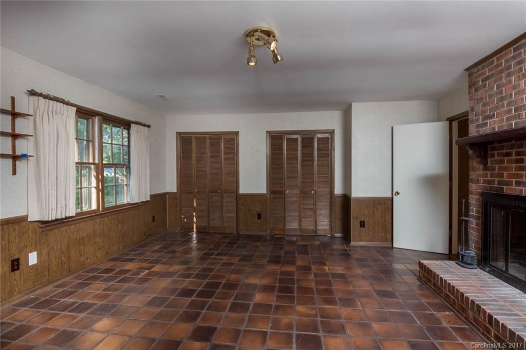 1104 Berry Ridge Road Charlotte, NC 28270 - Photo 9 of 24 Gallery Image 9