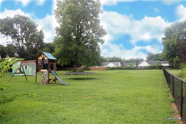 2648 Brookrun Road Murfreesboro, TN 37129 - Photo 3 of 18 Huge back yard with lots of room to plant a garden, play or entertain! Also has lots of raspberries bushes already established!