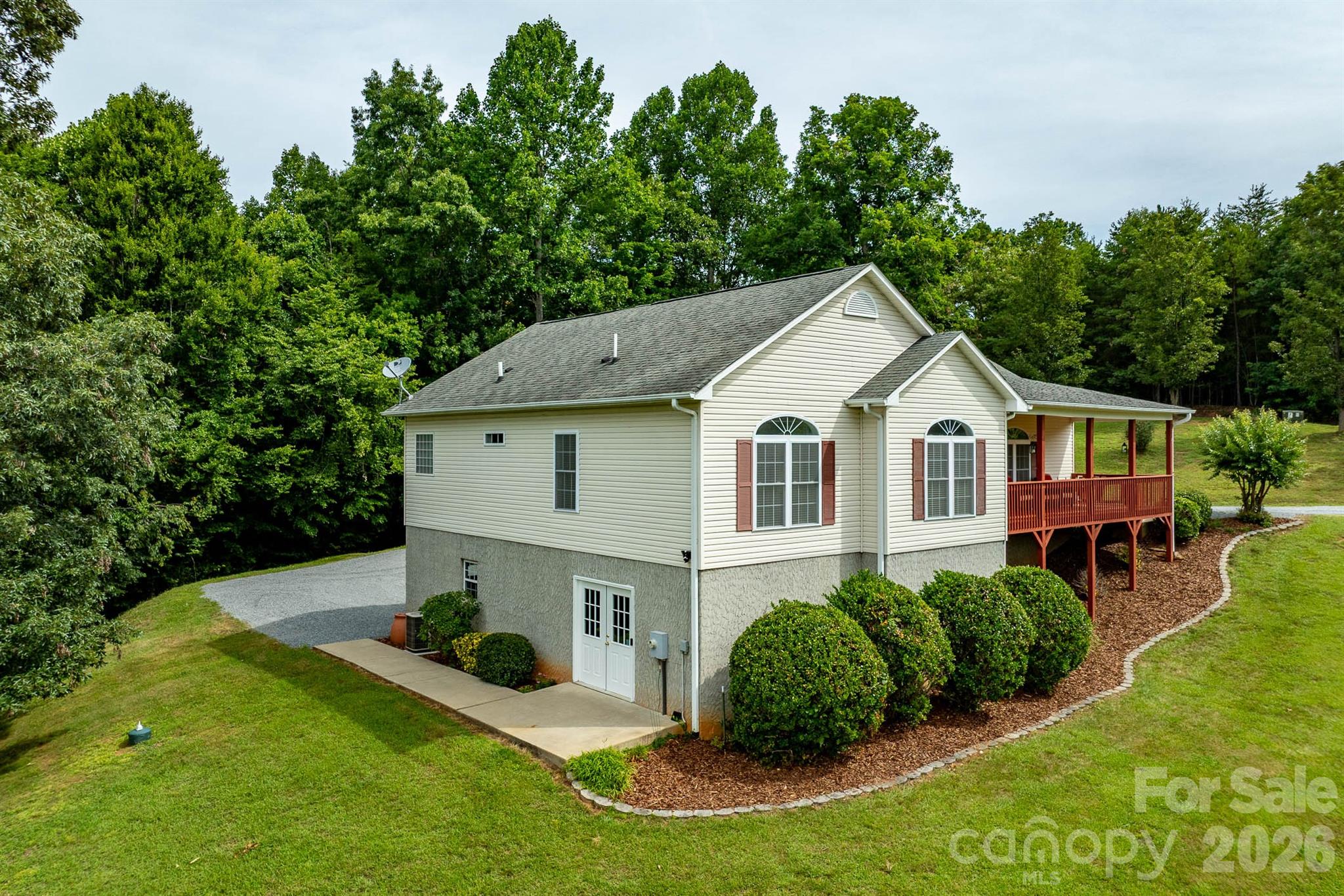 1697 Windswept Ridge Road Marshall, NC 28753 - Photo 40 of 48