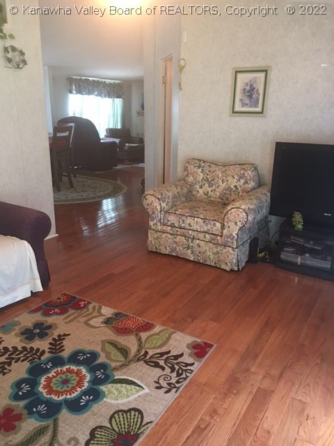 211 Easter Road Nitro, WV 25143 - Photo 8 of 13 Gallery Image 8