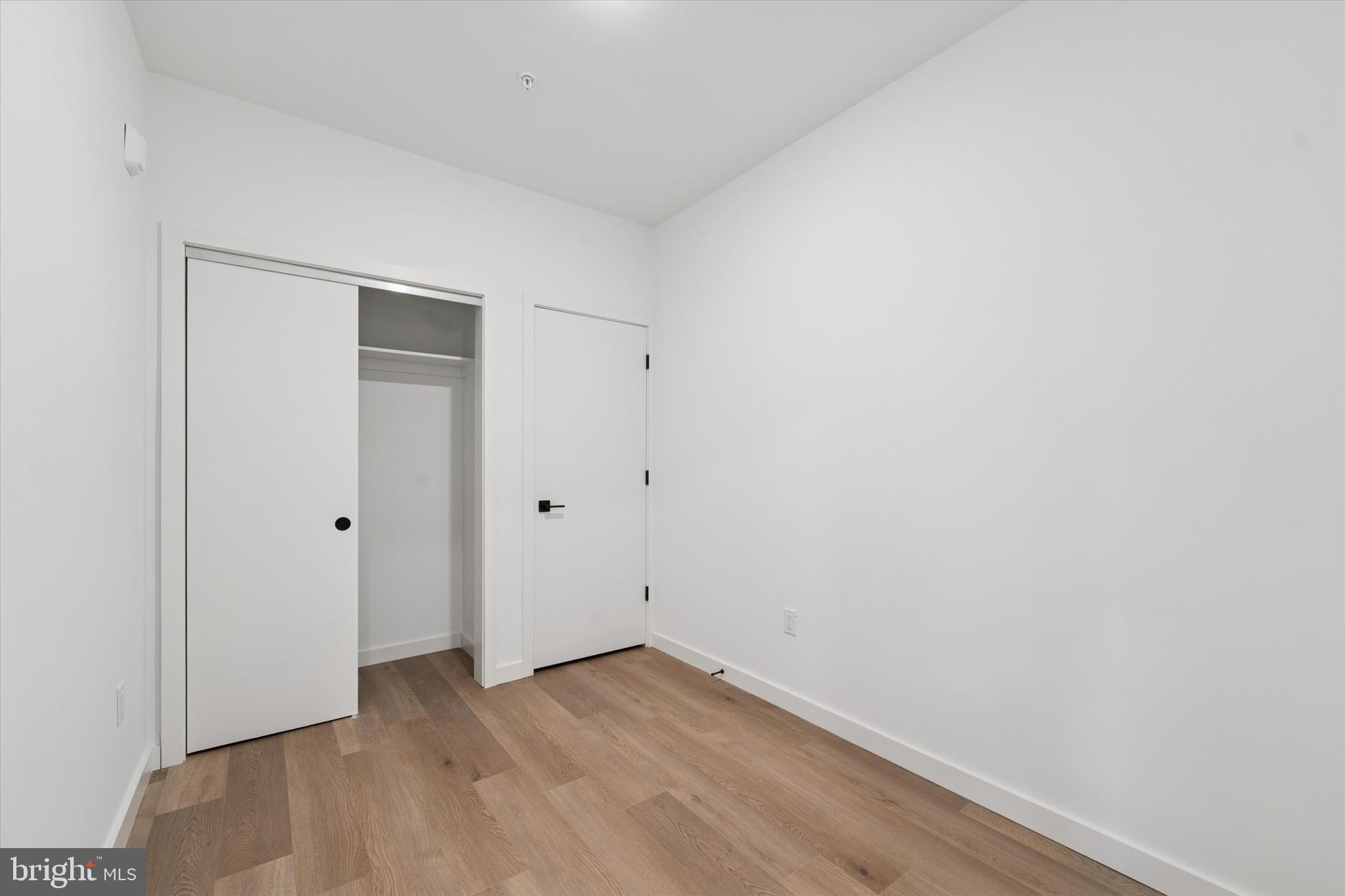 754 South 4th Street, Unit 202 Philadelphia, PA 19147 - Photo 7 of 10 a view of small space