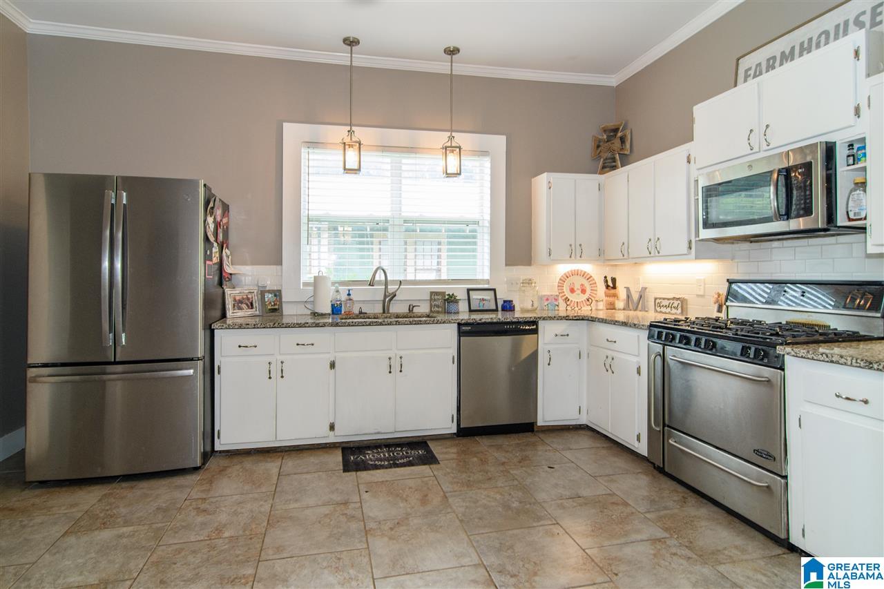 1555 Sims Street Northeast Leeds, AL 35094 - Photo 9 of 38