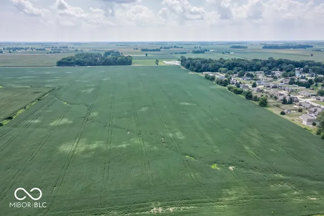 $300,000 | 567 Lakewood Court, Greentown, IN 46936