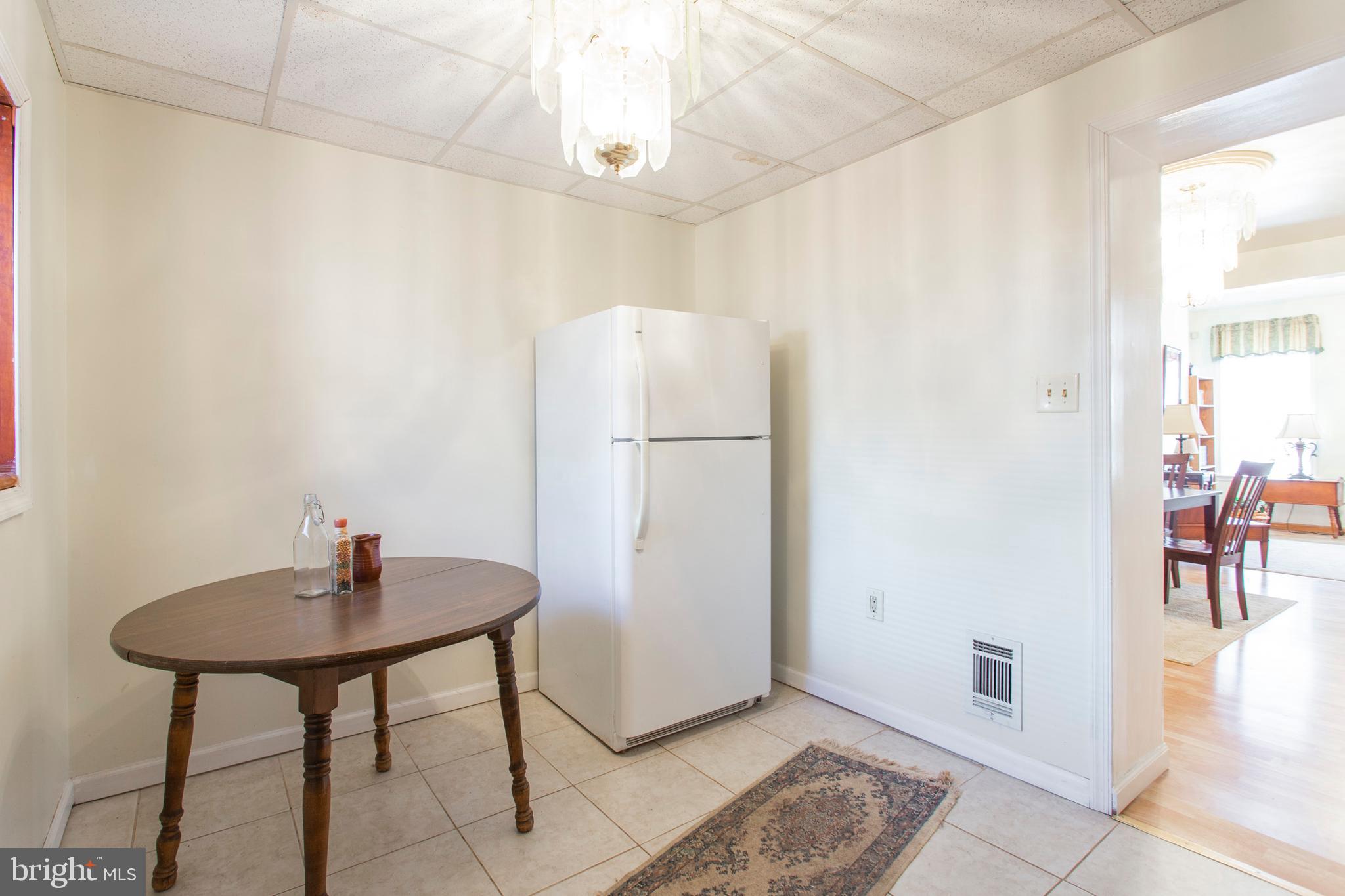 717 Tree Street Philadelphia, PA 19148 - Photo 15 of 27 Kitchen Dining Area