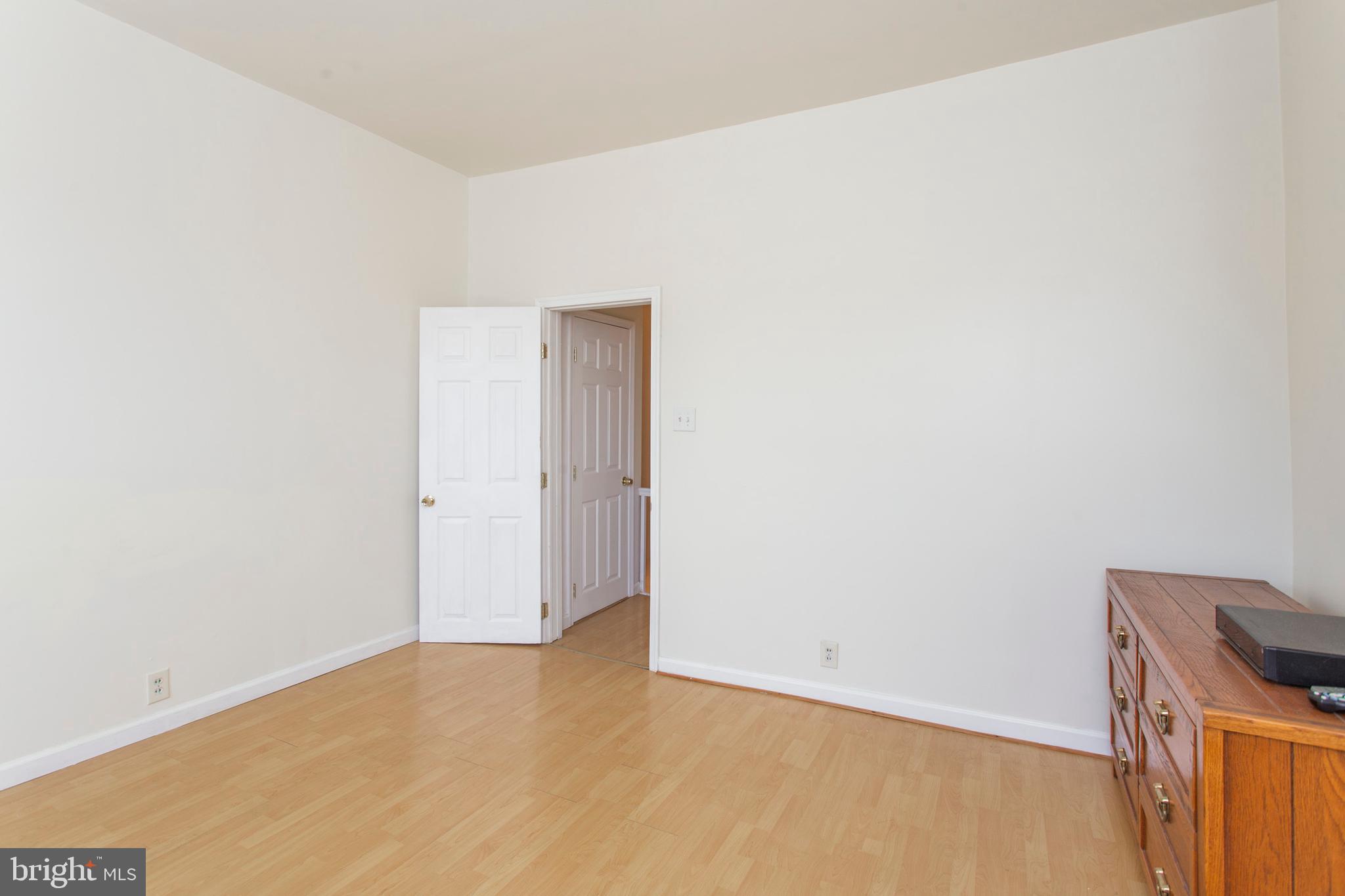 717 Tree Street Philadelphia, PA 19148 - Photo 18 of 27 Primary Bedroom