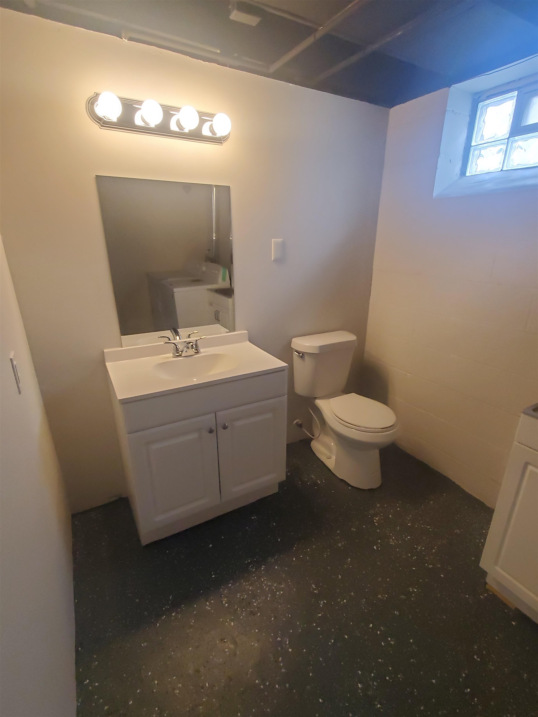 15687 Ash Avenue Eastpointe, MI 48021 - Photo 21 of 23