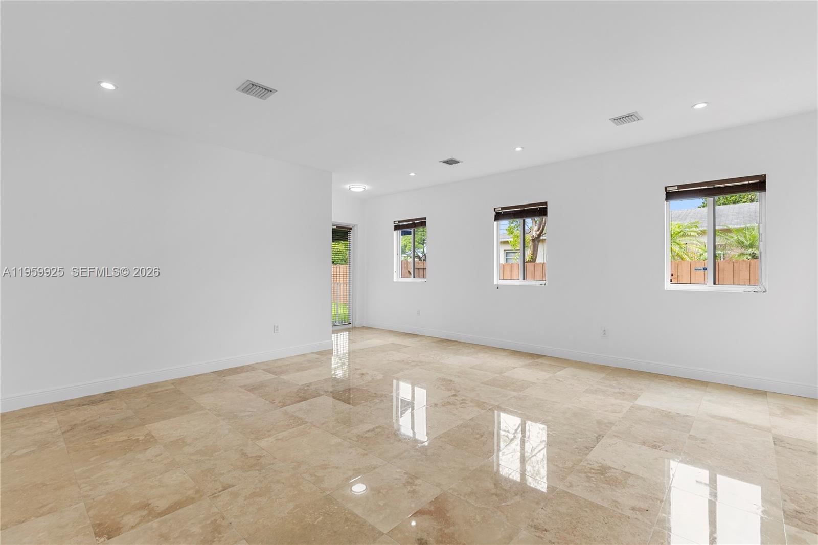 4025 Southwest 10th Street Miami, FL 33134 - Photo 20 of 38