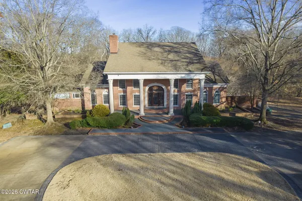 $875,000 | 22 Deepwood Drive, Jackson, TN 38305