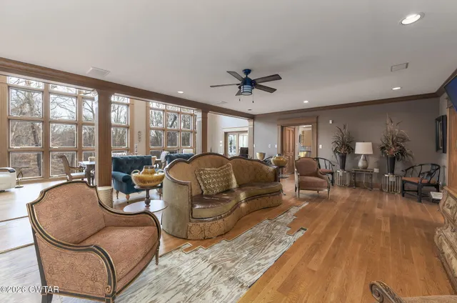 $925,000 | 22 Deepwood Drive, Jackson, TN 38305