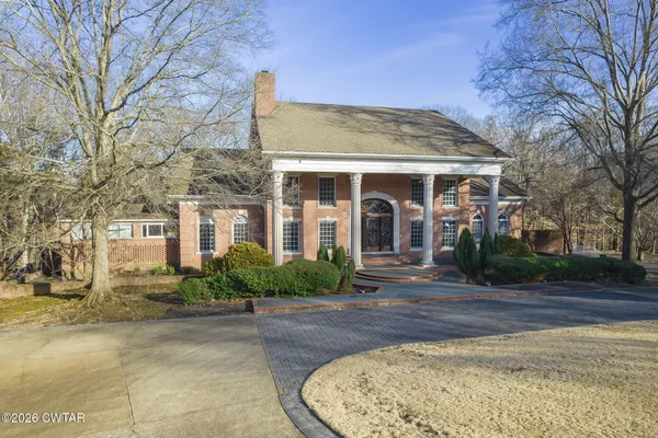 $875,000 | 22 Deepwood Drive, Jackson, TN 38305
