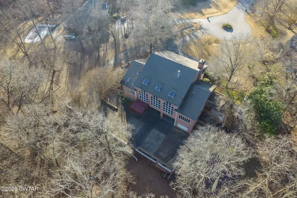 $875,000 | 22 Deepwood Drive, Jackson, TN 38305