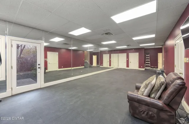 $925,000 | 22 Deepwood Drive, Jackson, TN 38305