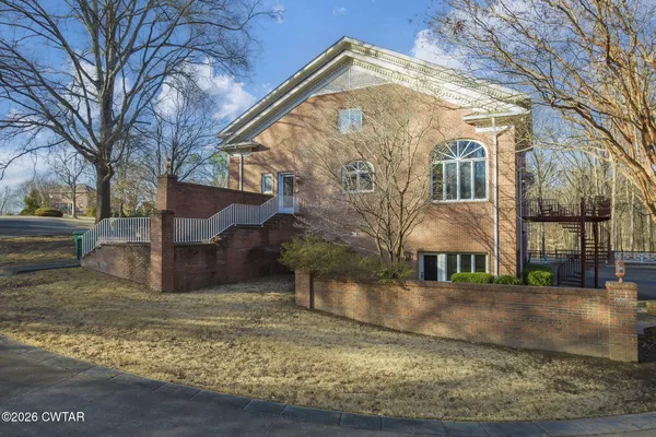 $875,000 | 22 Deepwood Drive, Jackson, TN 38305