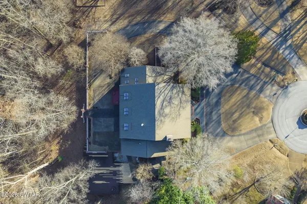 $875,000 | 22 Deepwood Drive, Jackson, TN 38305