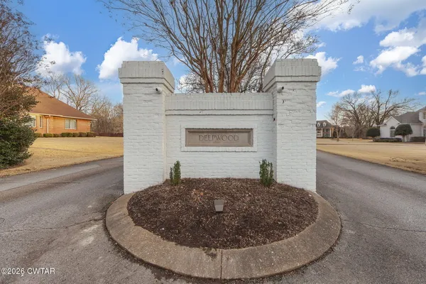 $875,000 | 22 Deepwood Drive, Jackson, TN 38305