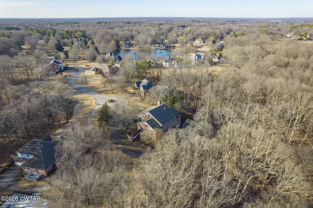 $925,000 | 22 Deepwood Drive, Jackson, TN 38305