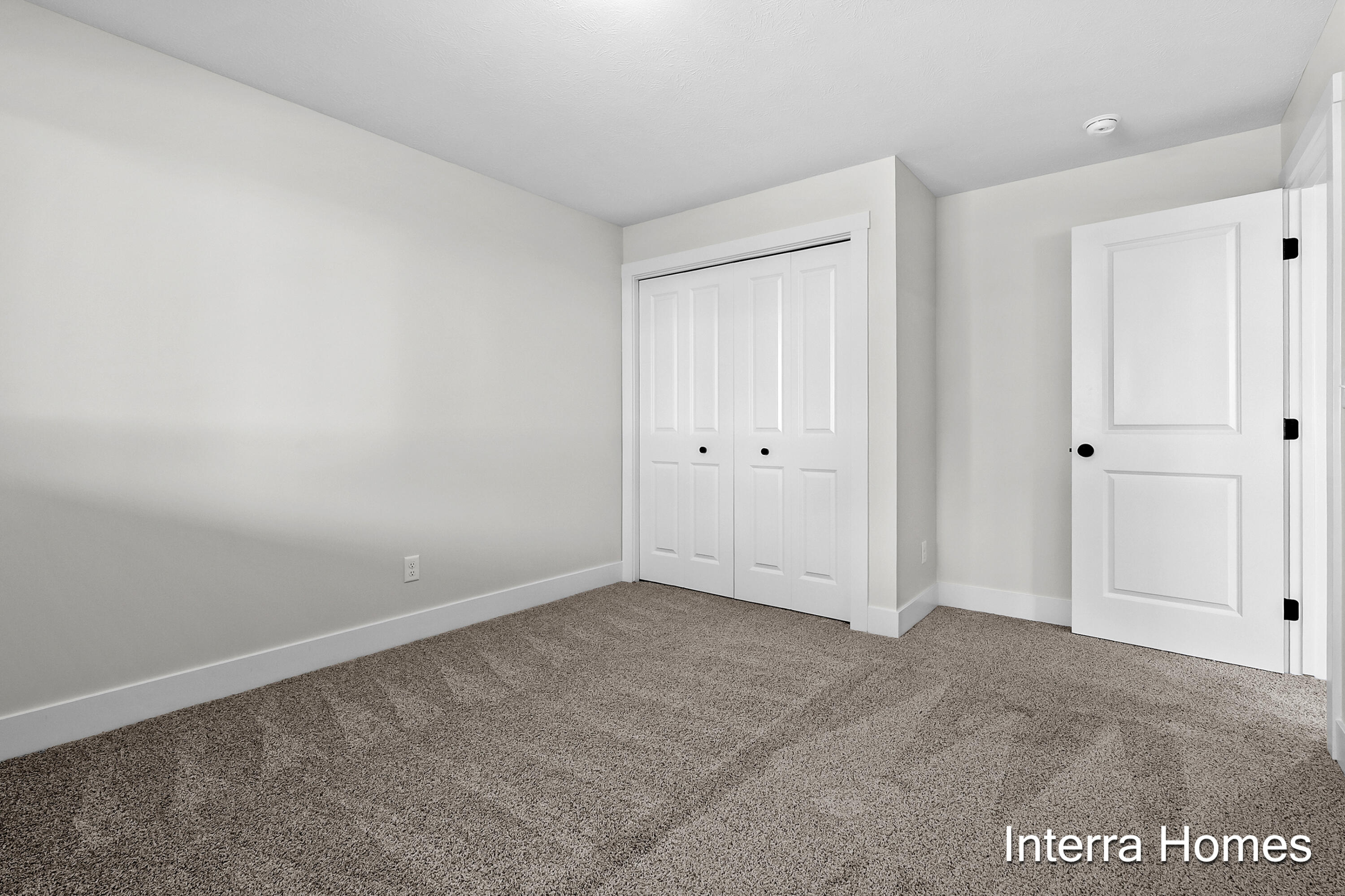329 Round Hill Road Kalamazoo, MI 49009 - Photo 27 of 34 Round Hill Rd 329 Kalamazoo 49009-27
