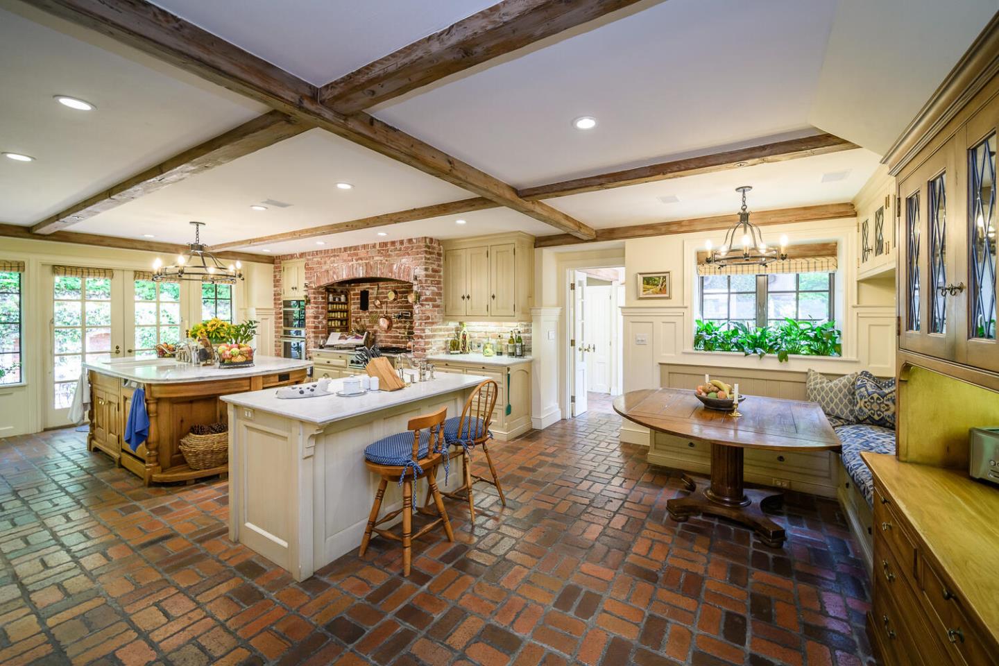 100 Robin Road Hillsborough, CA 94010 - Photo 12 of 90