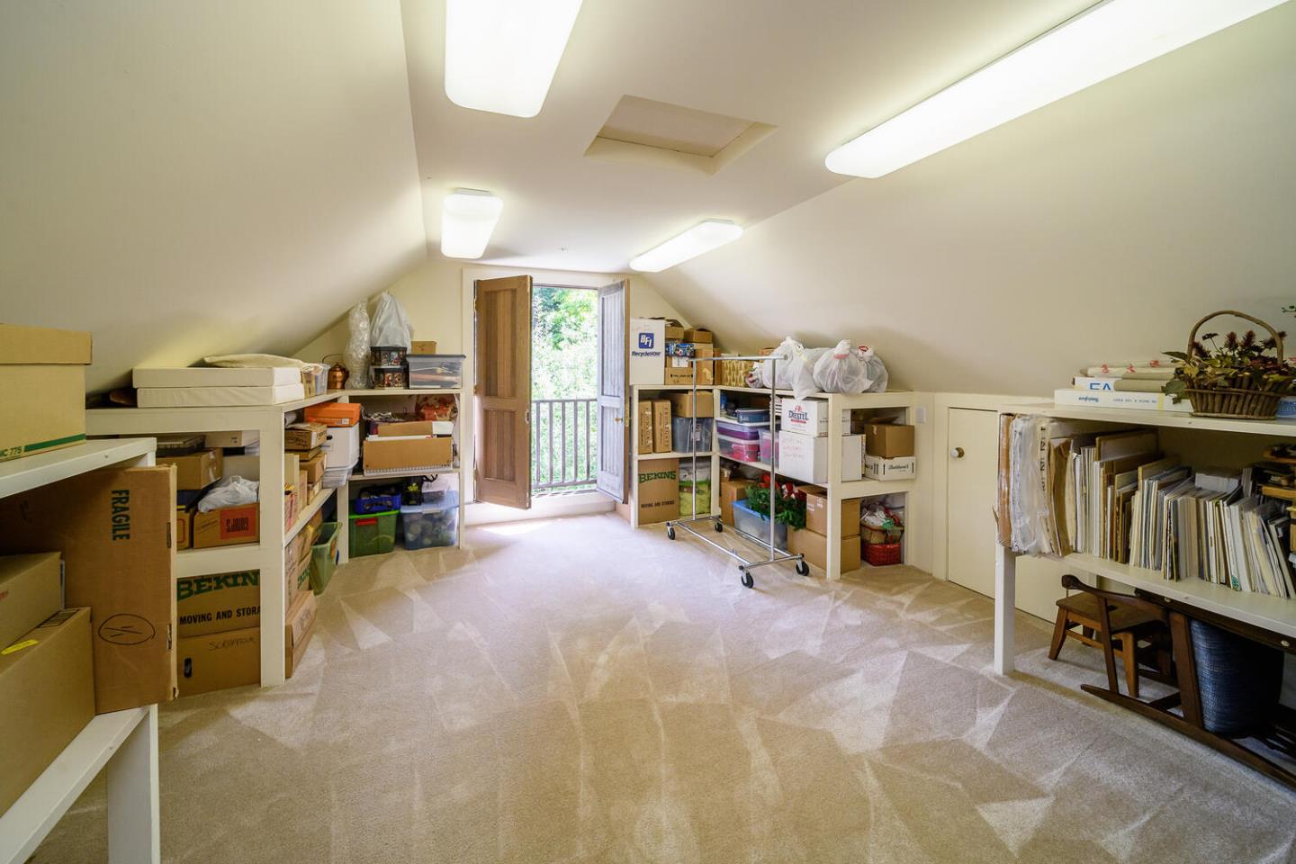 100 Robin Road Hillsborough, CA 94010 - Photo 55 of 90