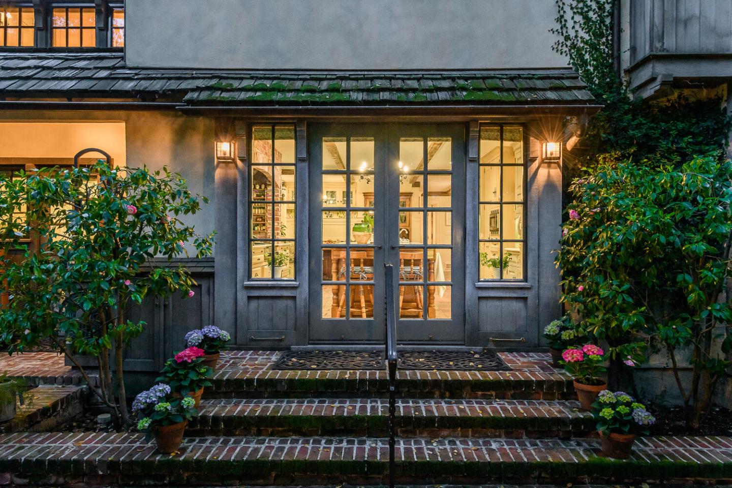 100 Robin Road Hillsborough, CA 94010 - Photo 80 of 90 a front view of a house with a yard