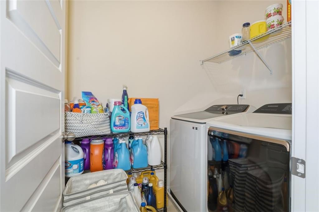 223 Malbone Street Southwest Cartersville, GA 30120 - Photo 29 of 38 a utility room with dryer and washer