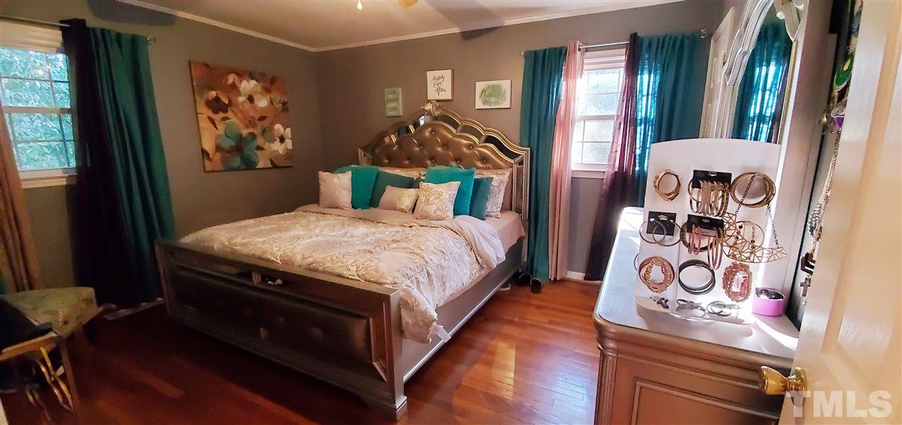 514 Ashford Street Raleigh, NC 27610 - Photo 4 of 13