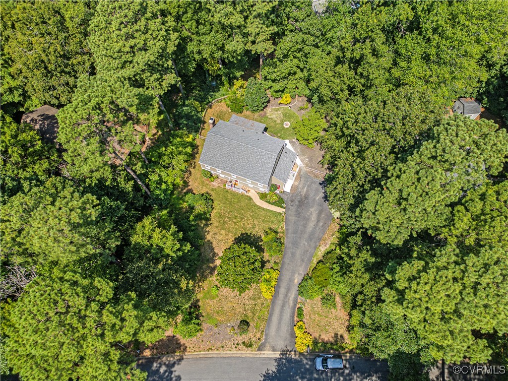 3921 Timber Ridge Road Midlothian, VA 23112 - Photo 45 of 47 an aerial view of a house with a yard