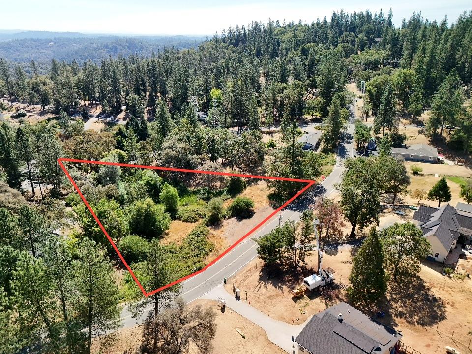 17898 Alexandra Way Grass Valley, CA 95949 - Photo 1 of 23