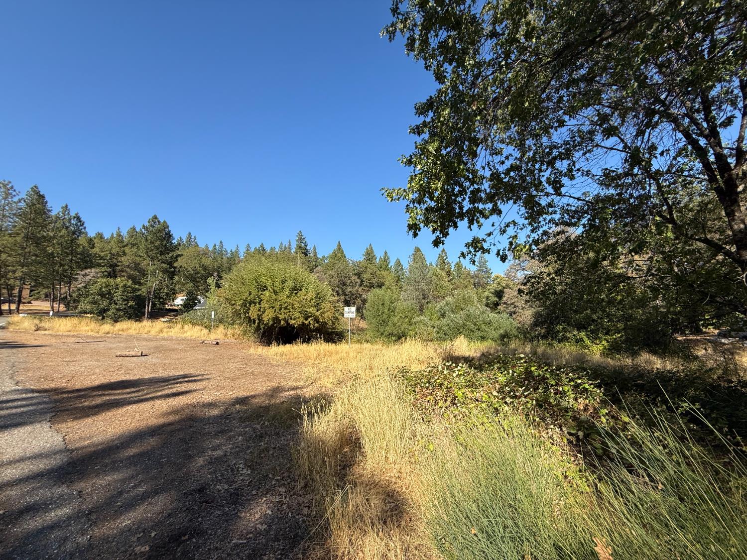 17898 Alexandra Way Grass Valley, CA 95949 - Photo 13 of 23 a view of beach and ocean