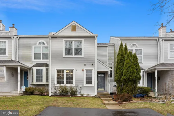 $2,950 | 35 Skyview Way, Newtown, PA 18940