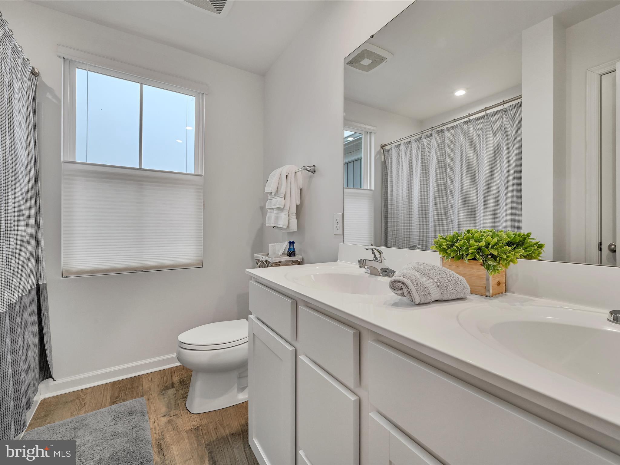 246 Coffee Goss Road Marietta, PA 17547 - Photo 16 of 19 Primary Bathroom