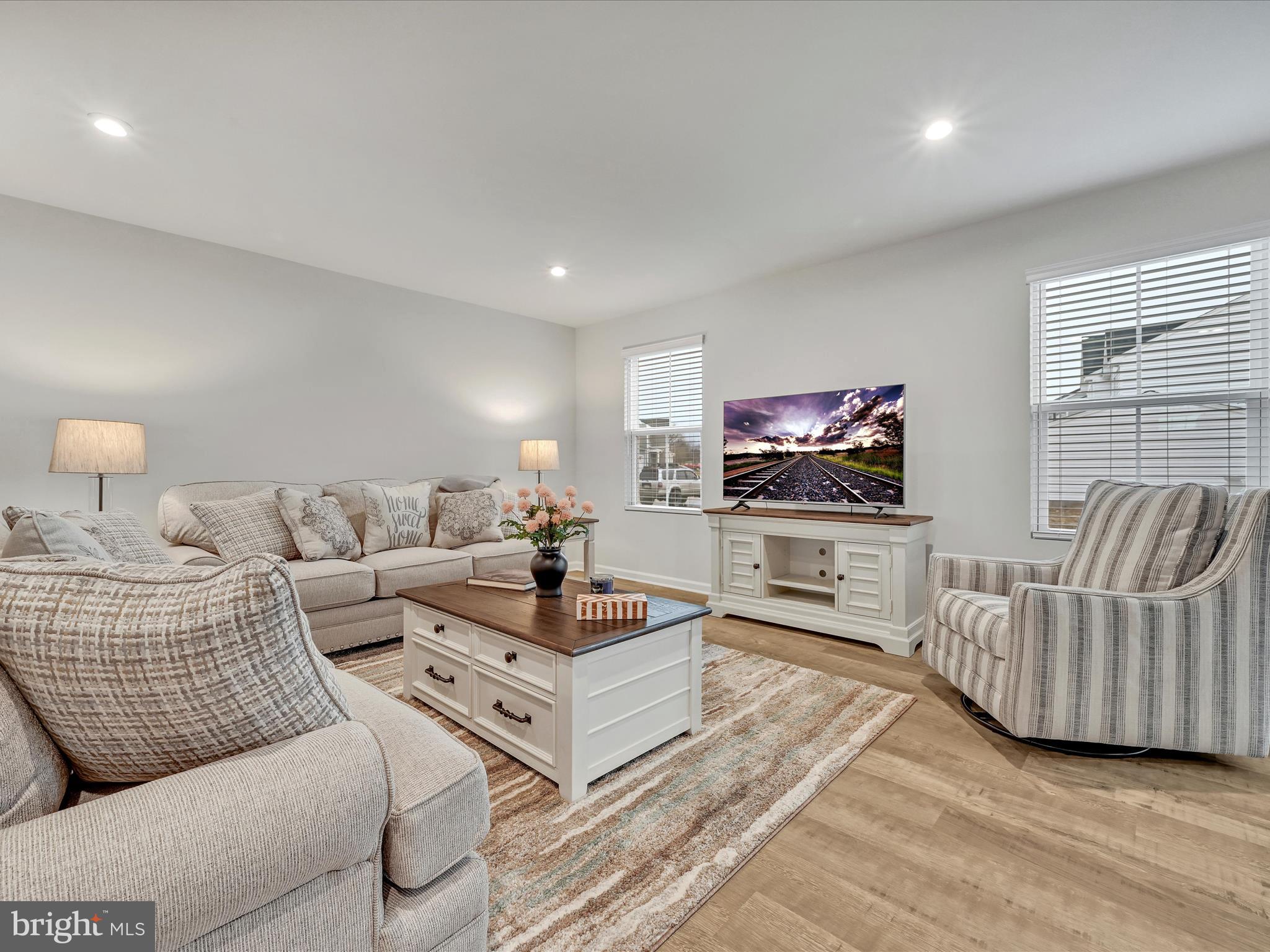 246 Coffee Goss Road Marietta, PA 17547 - Photo 3 of 19 Living Room