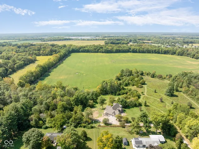 $750,000 | 9471 North 675 West, Fairland, IN 46126