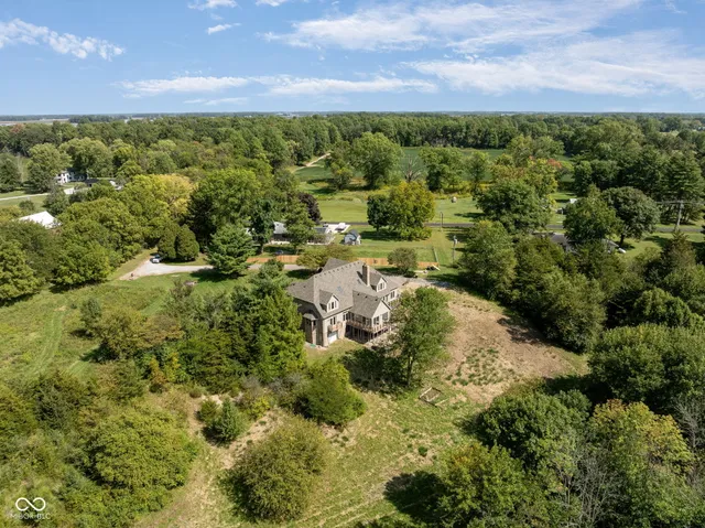 $750,000 | 9471 North 675 West, Fairland, IN 46126