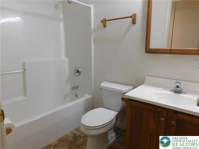 $3,250 | 3109 Delps Road, Danielsville, PA 18038