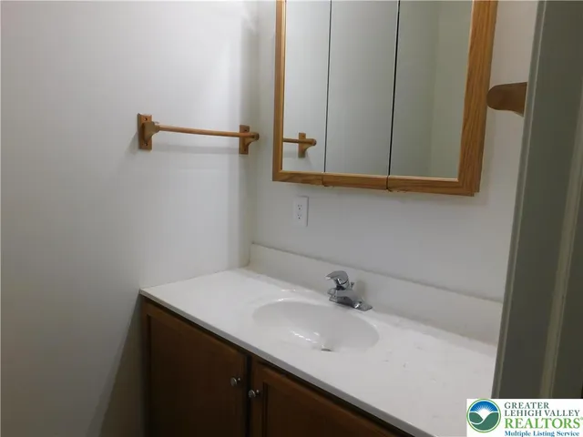 $3,250 | 3109 Delps Road, Danielsville, PA 18038