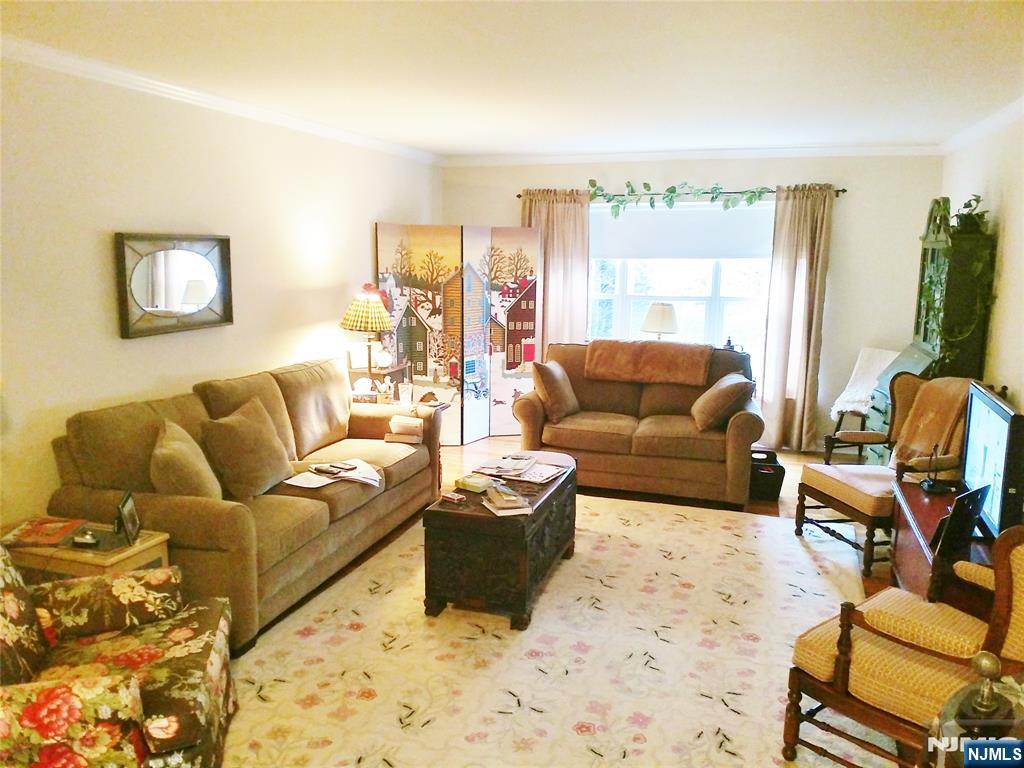 522 North Maple Avenue, Unit C3 Ridgewood, NJ 07450 - Photo 10 of 16