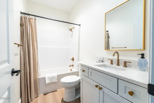 $479,900 | 495 Harlan Street, Greeneville, TN 37745