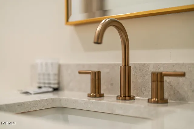 $479,900 | 495 Harlan Street, Greeneville, TN 37745