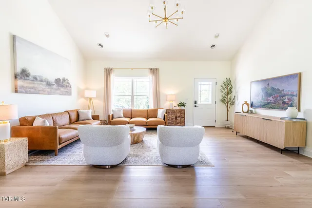 $479,900 | 495 Harlan Street, Greeneville, TN 37745