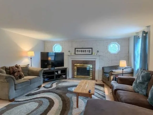 $699,000 | 2 Corey Hill Road, Brookline, NH 03033