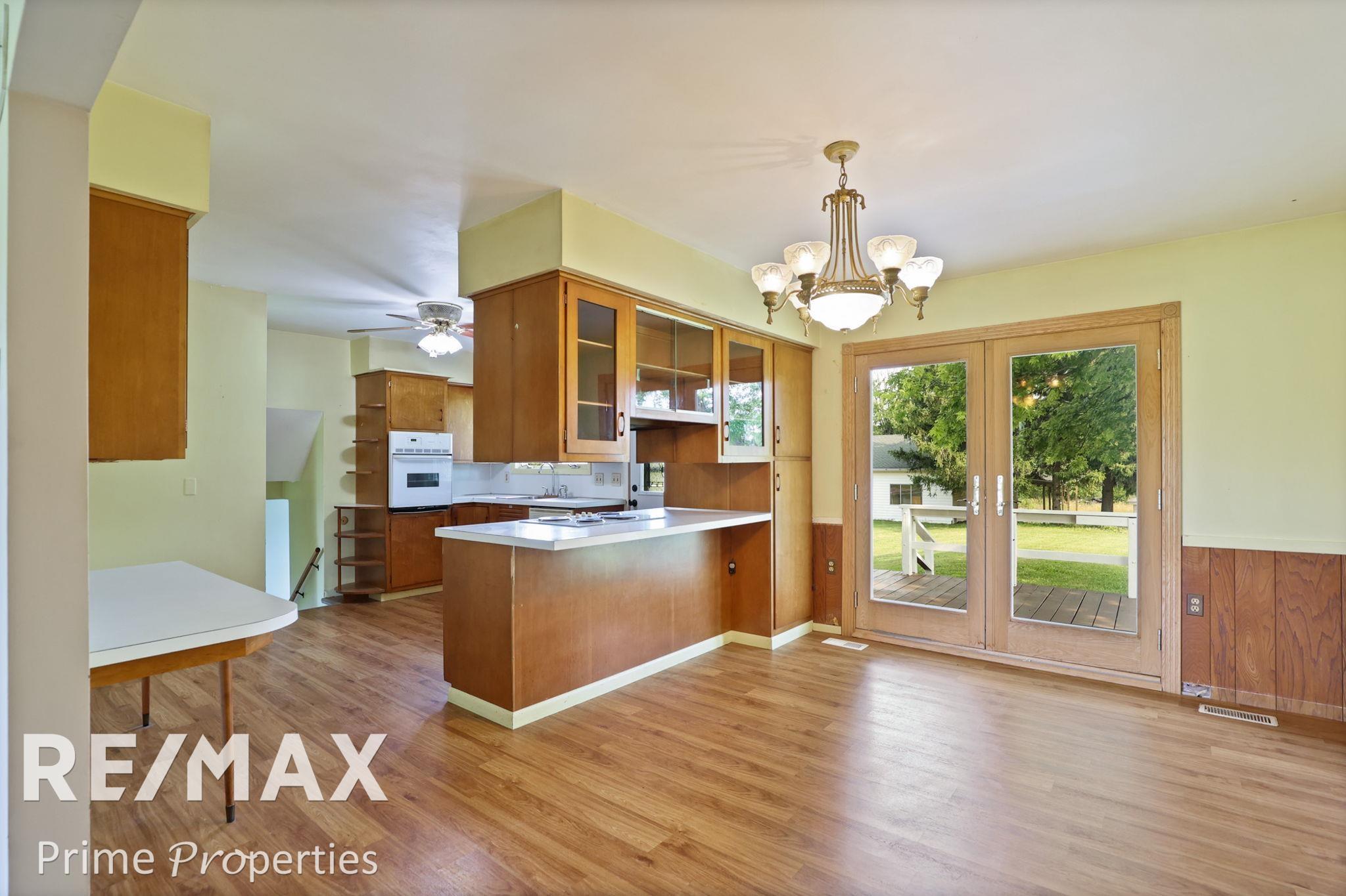 2093 East Mt Morris Road Mount Morris, MI 48458 - Photo 10 of 48 50149777-9ca21240-b799-4bff-99d5-8570fc5bf7b6.JPG