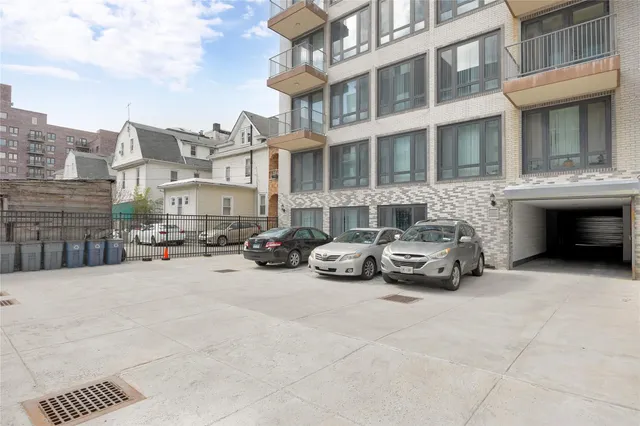 $2,900 | 148-36 89th Avenue, Unit 3C | Jamaica