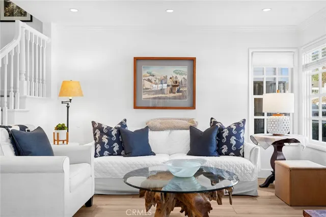 $11,250 | 117 Amethyst Avenue, Newport Beach, CA 92662