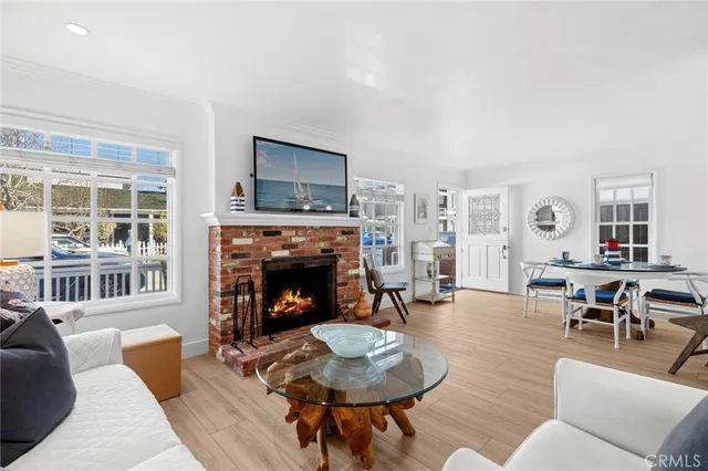 $11,250 | 117 Amethyst Avenue, Newport Beach, CA 92662