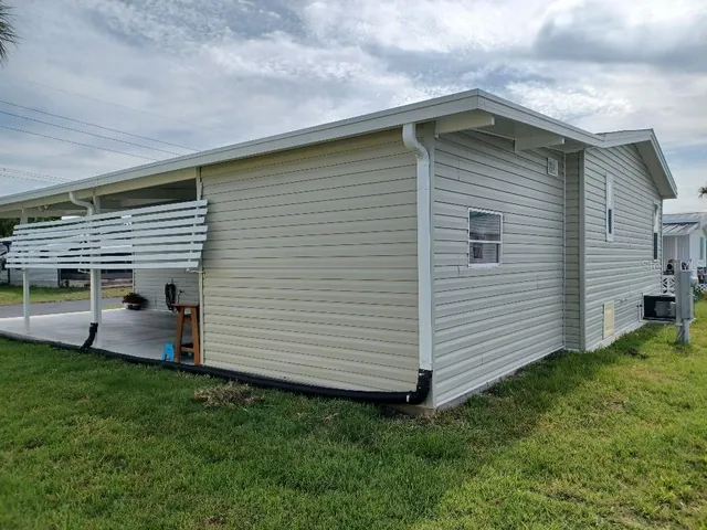 $249,999 | 2140 Gondola Drive, Sarasota, FL 34238