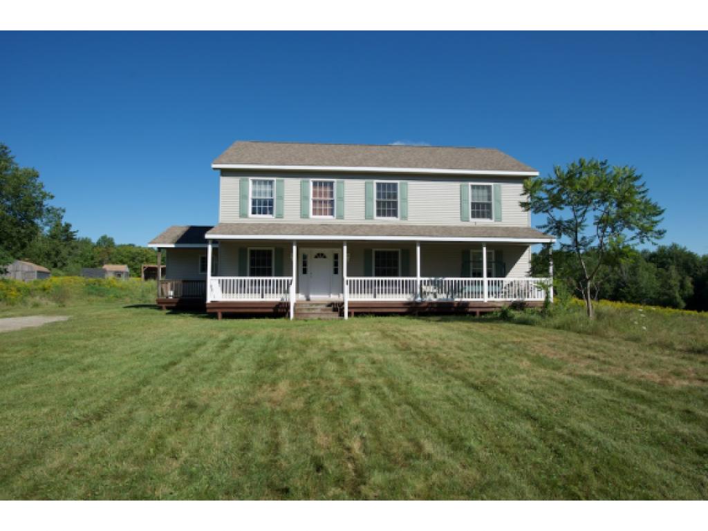 552 First Crown Point Road Strafford, NH 03884 - Photo 2 of 34